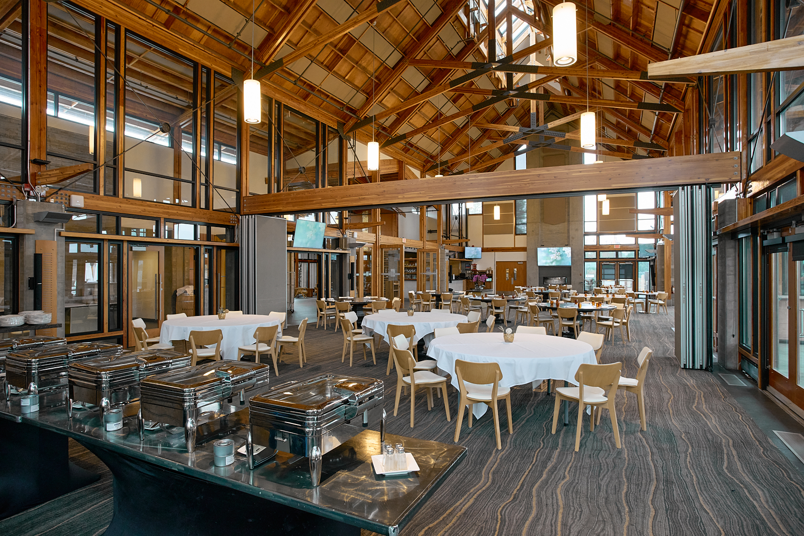 Riverway-Clubhouse-Wedding