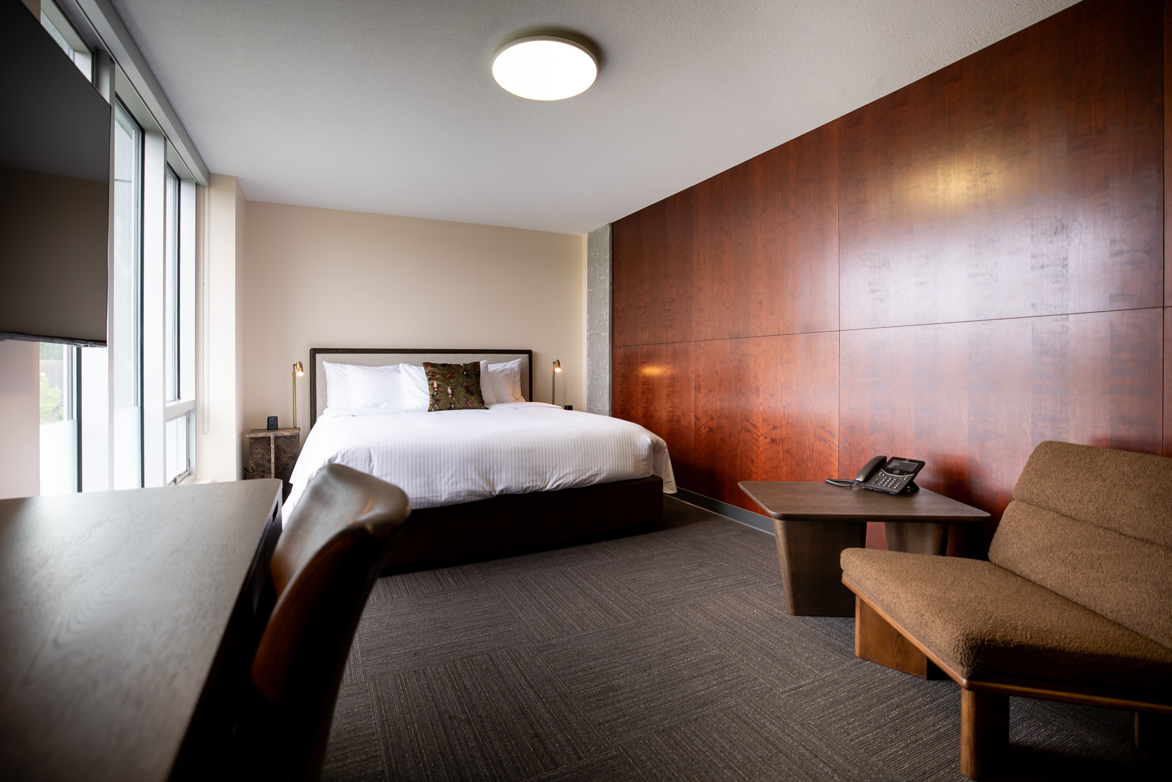 Hotel_Burnaby_room_4