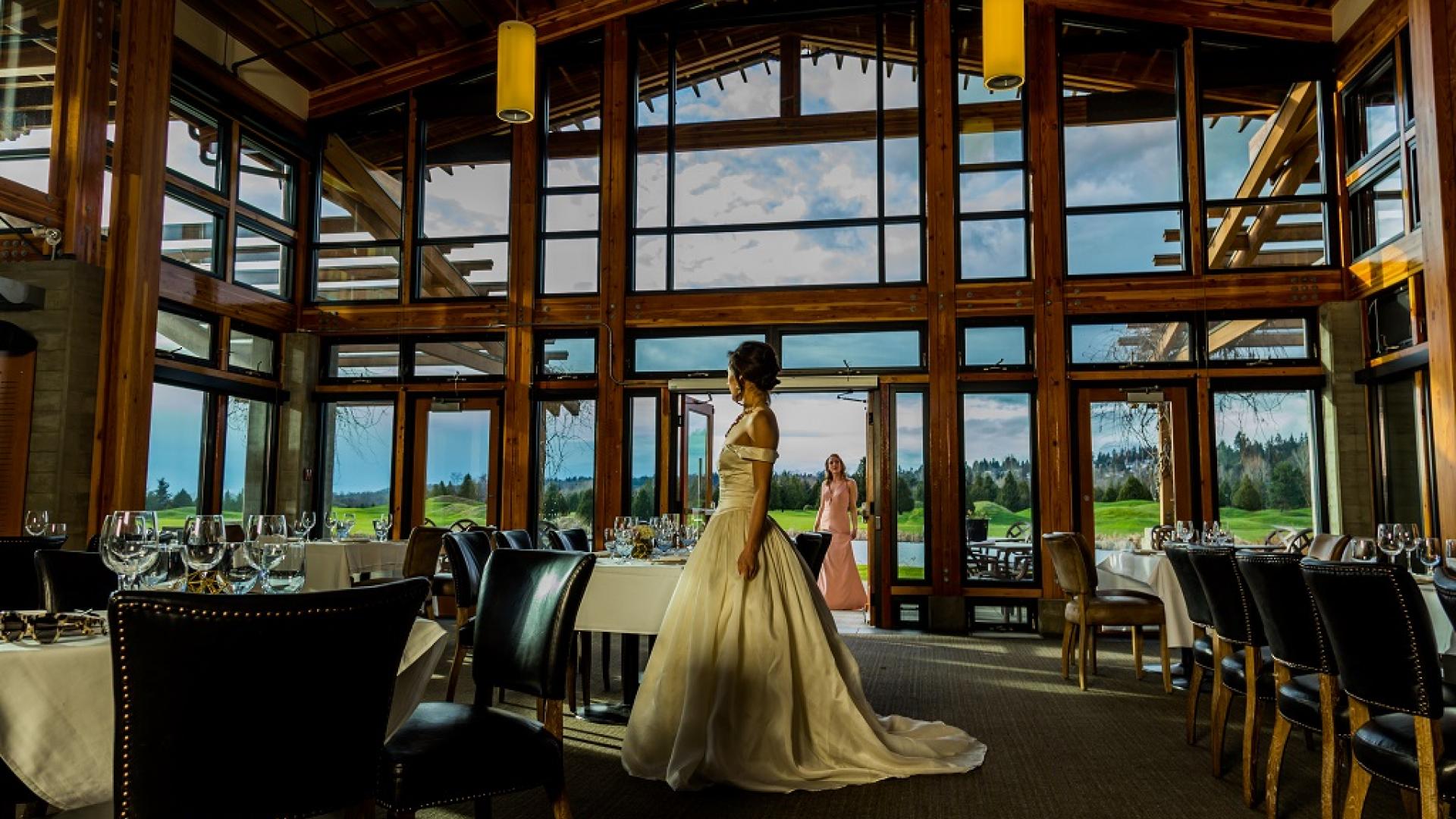 Beautiful bride at the stunning Riverway Clubhouse