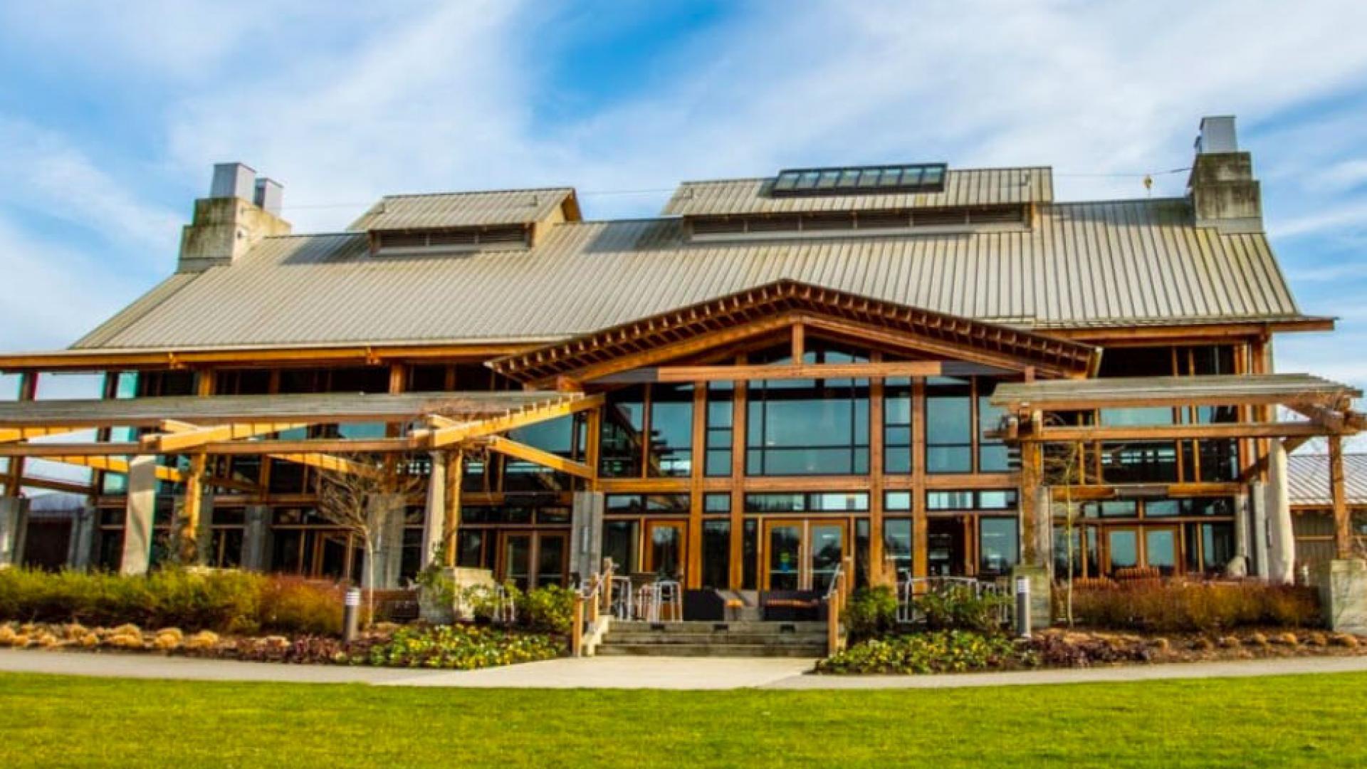 Riverway Clubhouse on a summer day