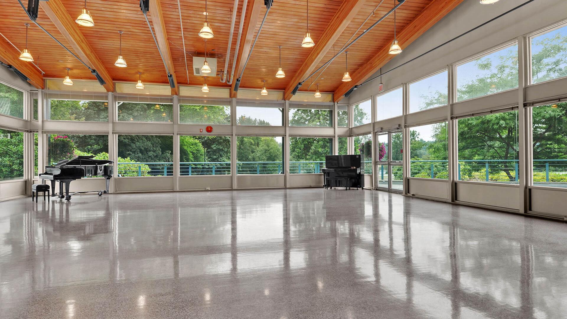 Large empty room at the center