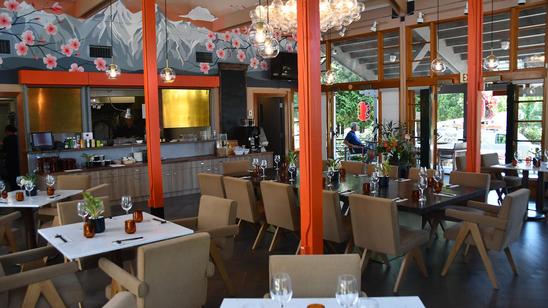 Mulligans Restaurant Interior