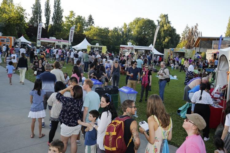 Food Trucks at Deer Lake Park