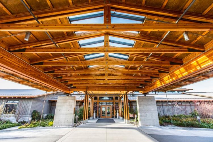 Riverway Clubhouse grand entrance