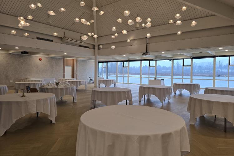ballroom interior