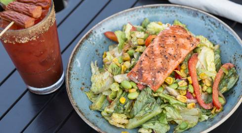 Grilled Salmon & Sweet Corn Salad