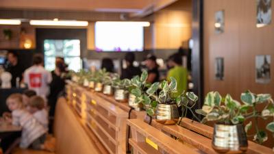 mais-cafe-interior-03