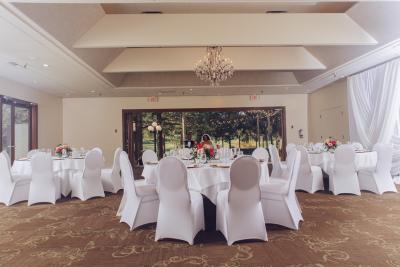 Wedding table setting at Burnaby Mountain Clubhouse